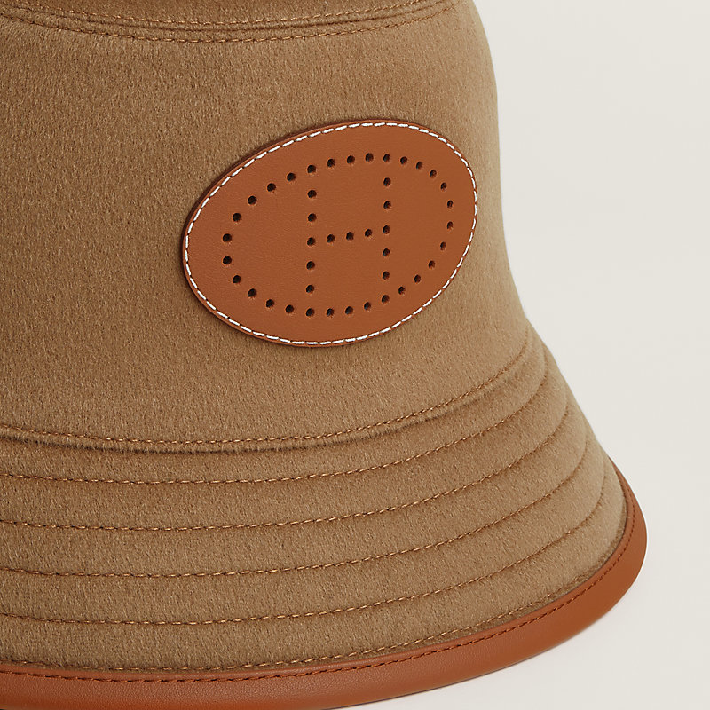 ハット 《ハーパー・エヴリン》 - マロン | Hermès - エルメス-公式サイト